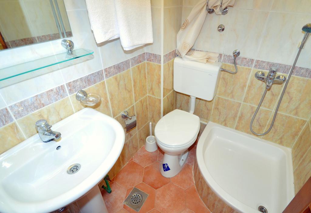 Guest House Villa Iva Budva Bilik gambar