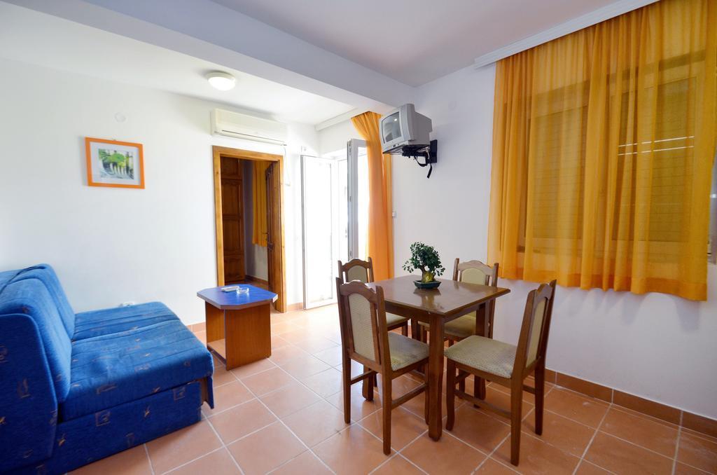 Guest House Villa Iva Budva Bilik gambar
