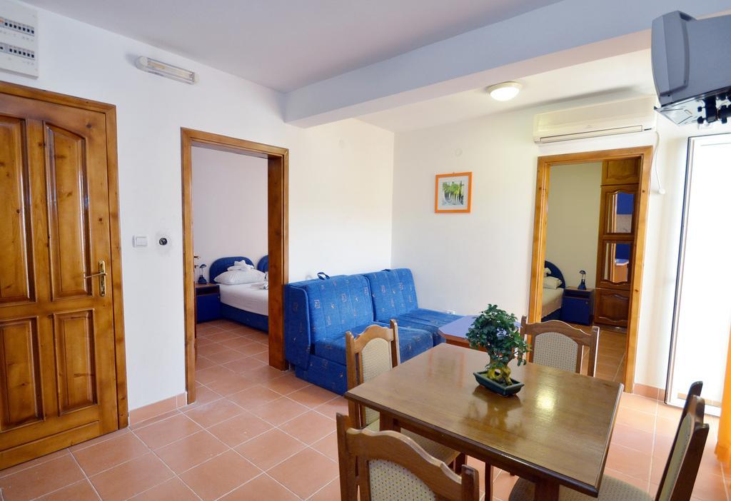 Guest House Villa Iva Budva Bilik gambar
