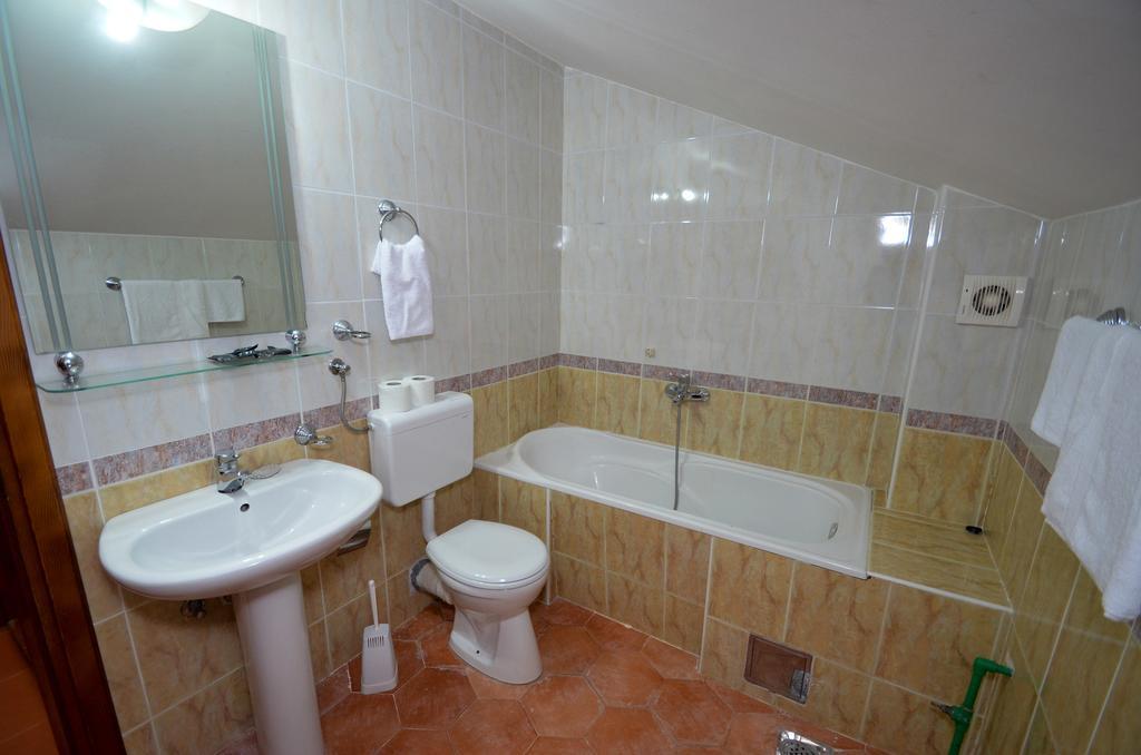 Guest House Villa Iva Budva Bilik gambar