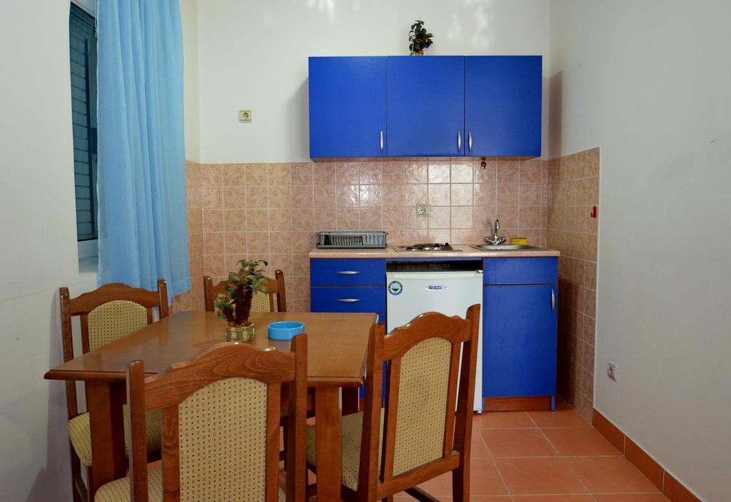 Guest House Villa Iva Budva Bilik gambar